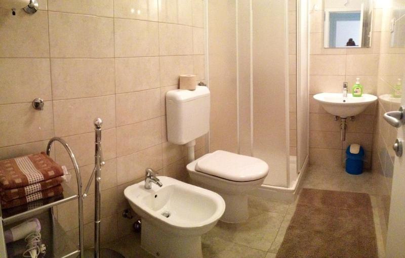 One-Bedroom Apartment with Balcony image 3