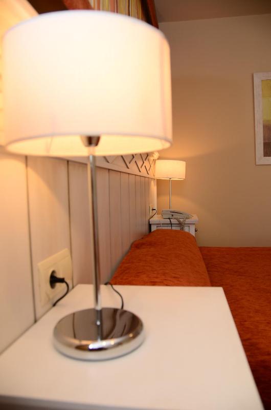 Two-Bedroom Apartment with Terrace (4 Adults) image 3