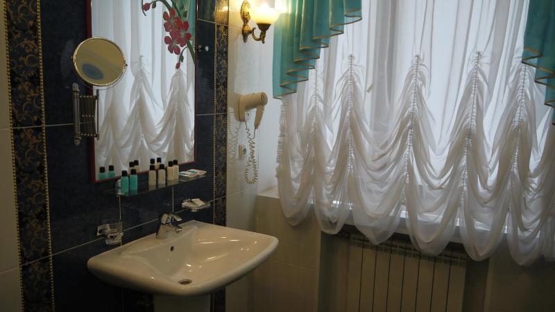 Suite image 2