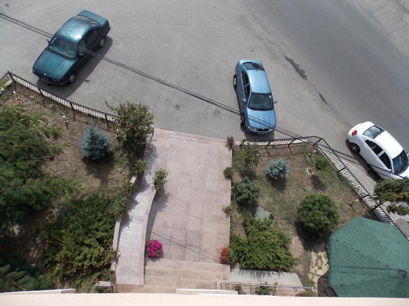 Hotel Holiday - image 15