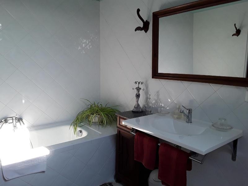 Standard Apartment image 4