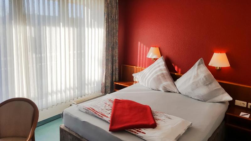 Comfort Double or Twin Room image 3