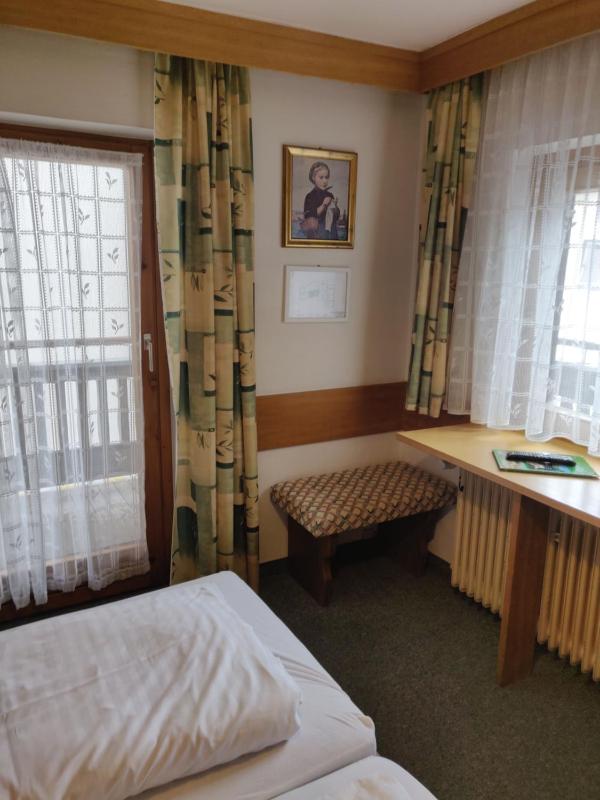 Double or Twin Room with Balcony image 1
