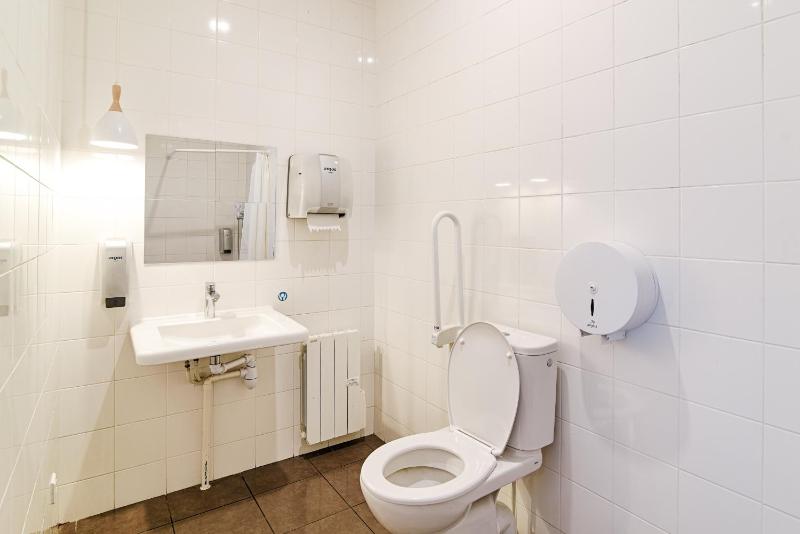 Private 2-Bed Dormitory Room image 1