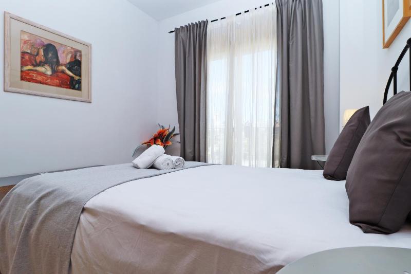 Del Parque Flats San Rafael - image 12