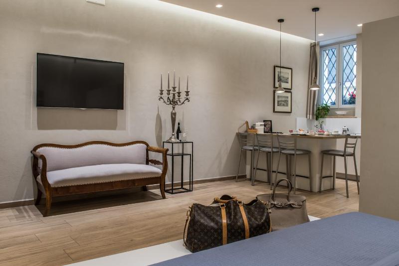 Atto Primo Studio Apartment - image 11