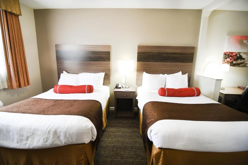 Double Suite with Two Double Beds - Non-Smoking image 2