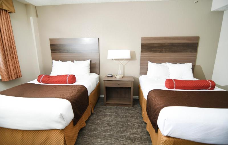 Double Suite with Two Double Beds - Non-Smoking image 4