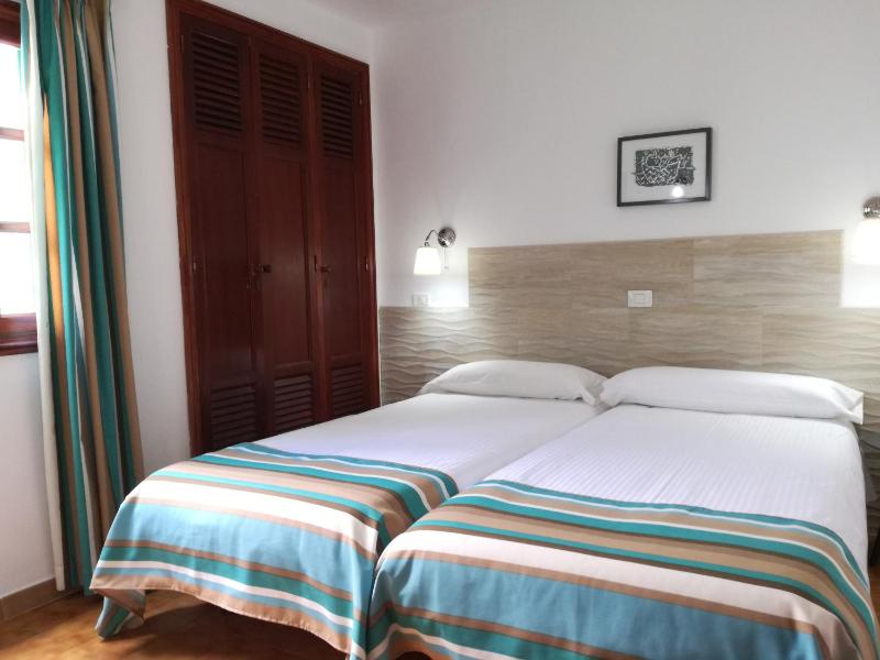 One Bedroom Apartment (2 Adults) Ground Floor image 1