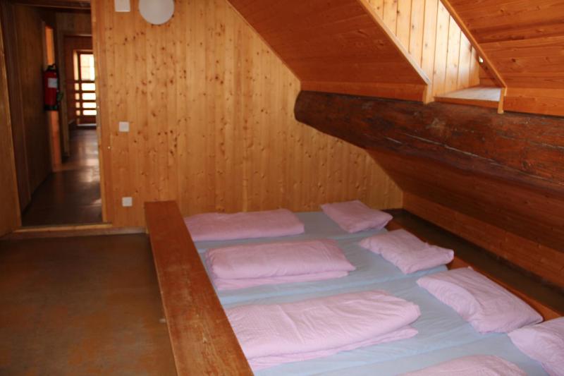 Single Bed in Dormitory Room image 1