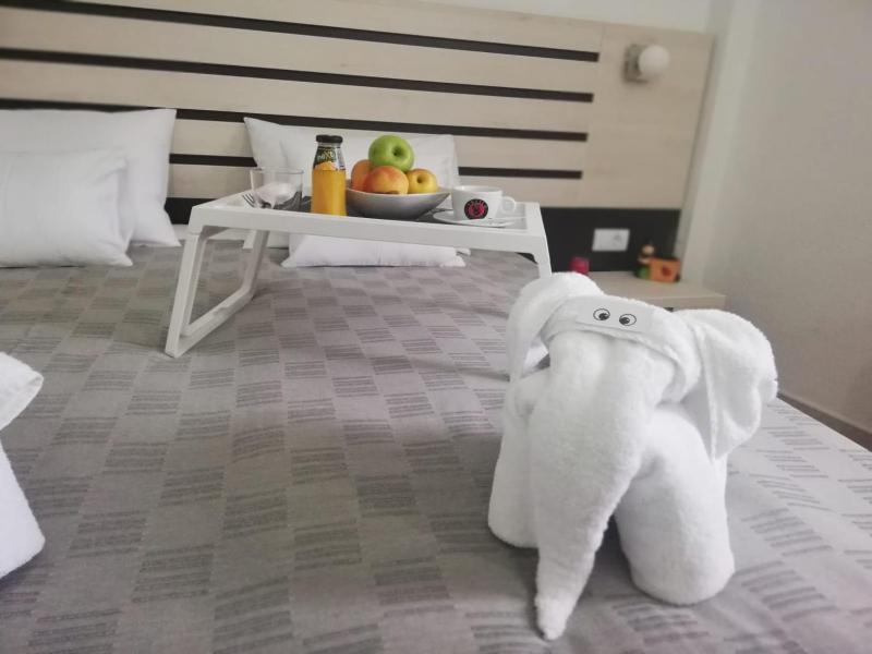 Standard Triple Room image 1
