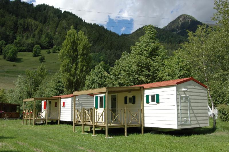 Bungalow (2-4 Adults) image 2