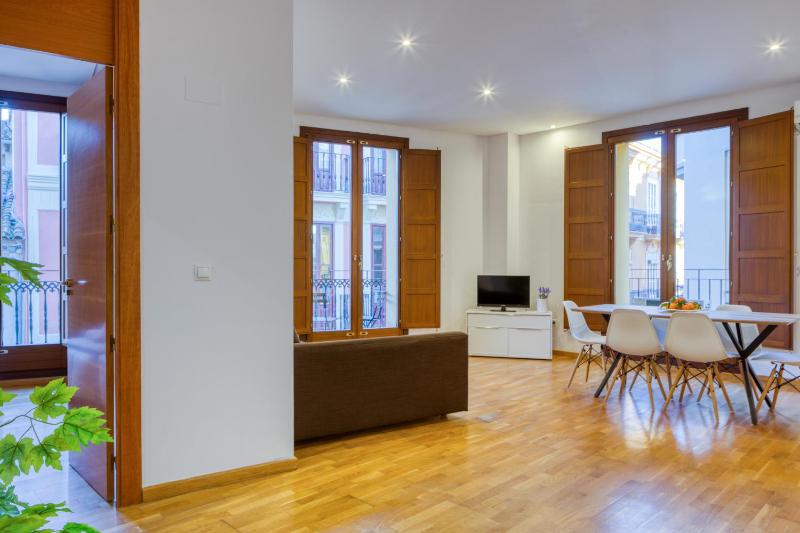 Two-Bedroom Apartment with Balcony image 4