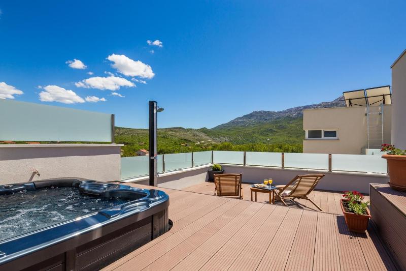 Villa with Private Pool image 3