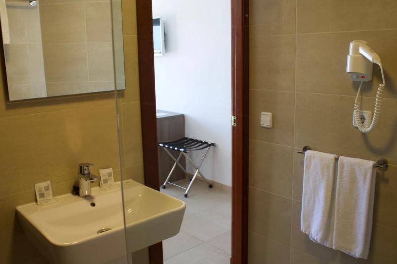 Double Room (2 Adults + 1 Child ) image 4