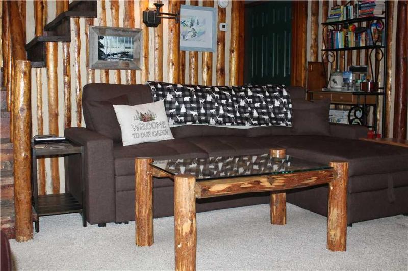 Two-Bedroom House image 2