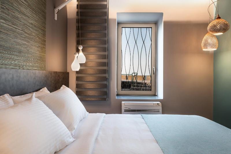 Ciel Collection Suites - image 8