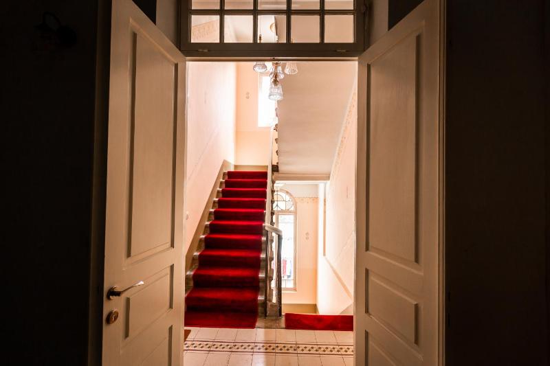 House of Palm - One of a Kind - image 11