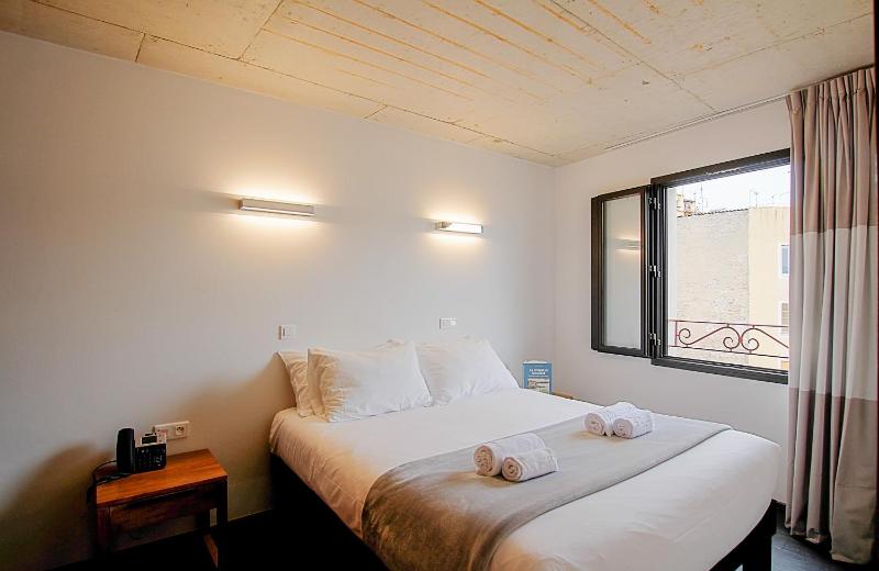 Two-Bedroom Apartment image 3