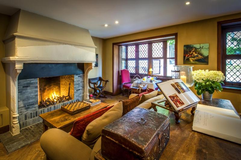 Luxury Guesthouse Bonifacius - unique location - image 5