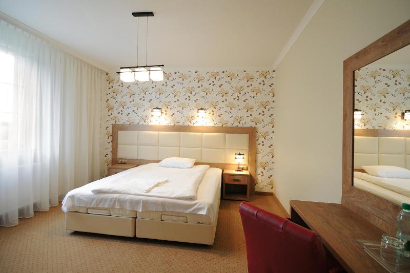 Double or Twin Room image 1