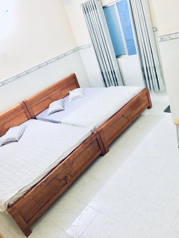Mixed Dormitory Room image 1