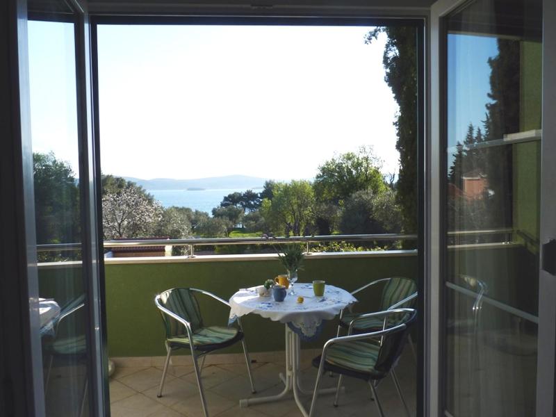 Apartment with Balcony image 2