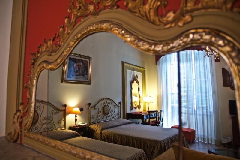 Deluxe Suite image 1