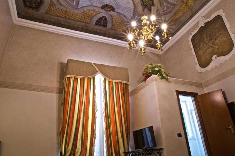 Quadruple Room image 2