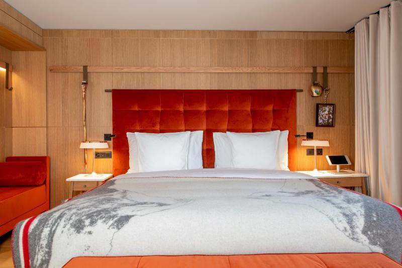 Double Room image 4