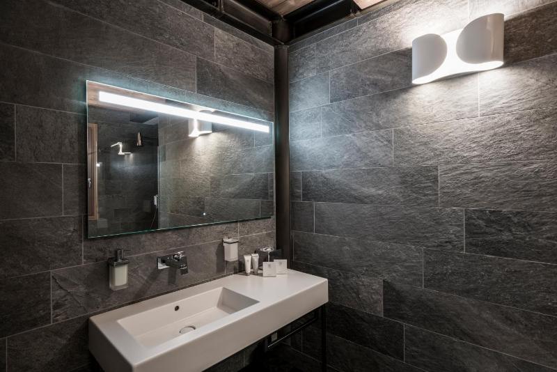 Crocus Apartments - image 31