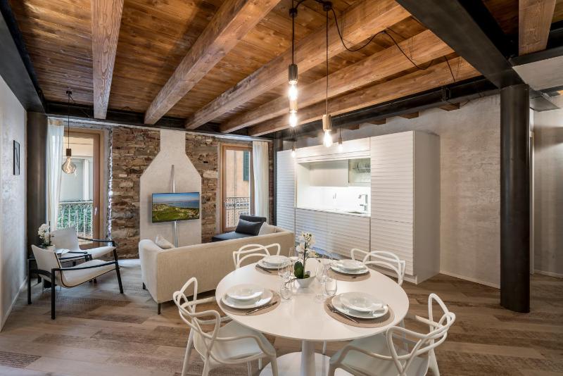 Crocus Apartments - image 23