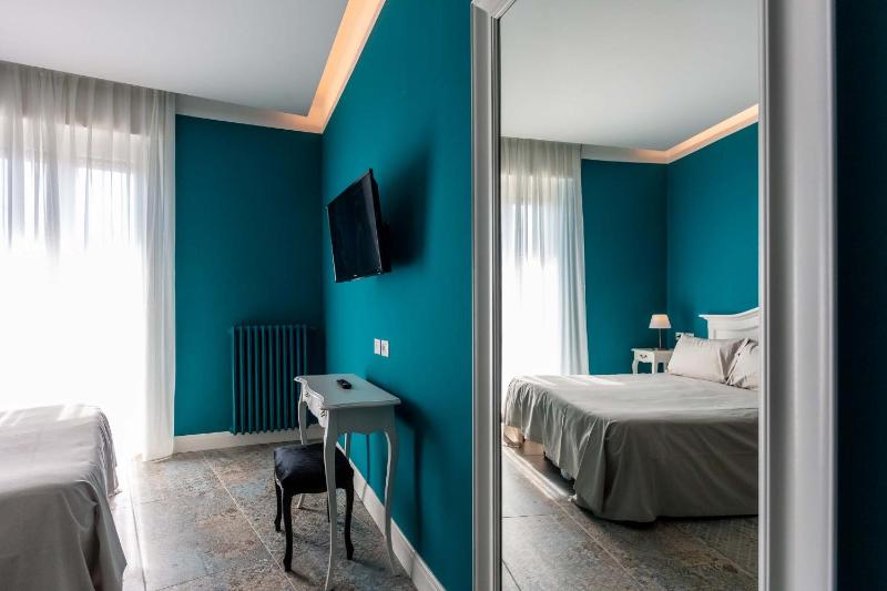 Junior Suite image 3