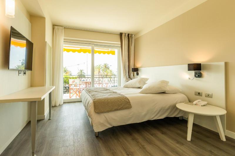 La Dolce Vita Hotel - image 39
