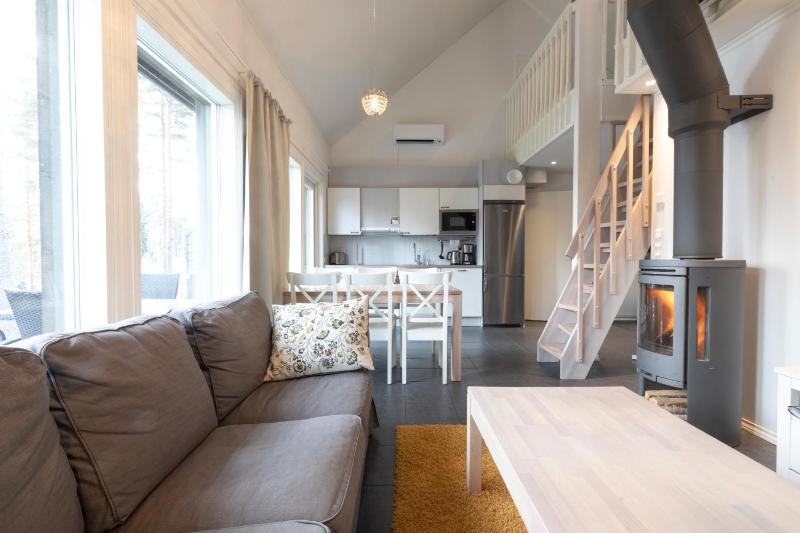 One-Bedroom Apartment image 2