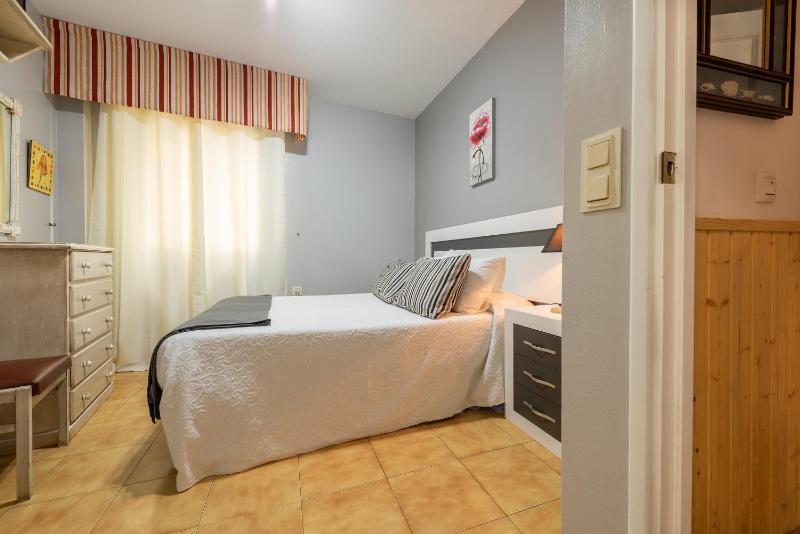 Double Room image 3