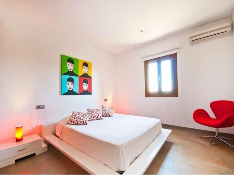 Four-Bedroom House image 3