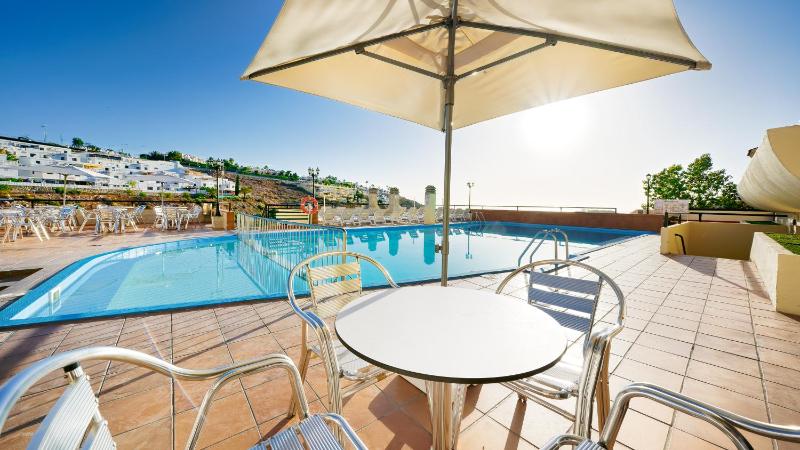 One-Bedroom Apartment image 3