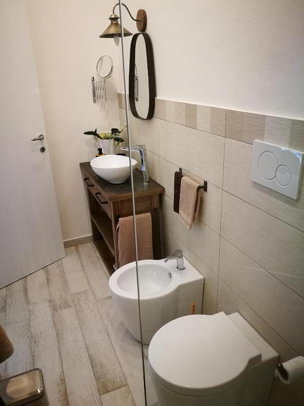 Studio Apartment image 3
