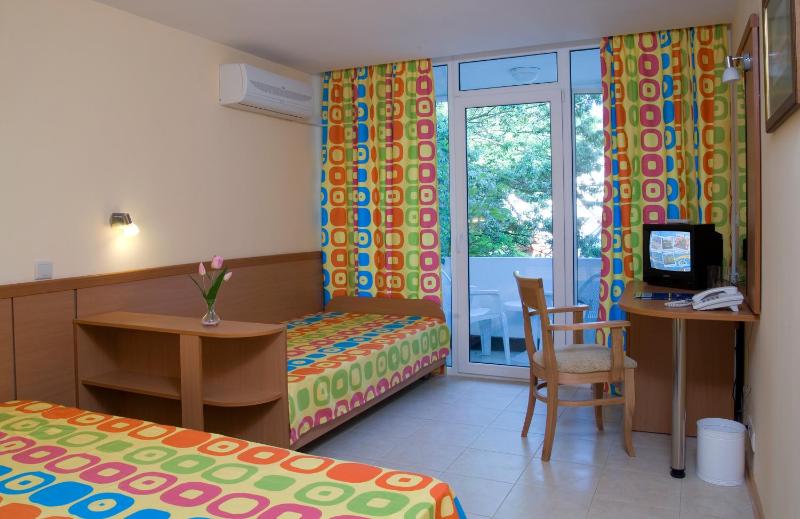 Standard Double or Twin Room image 2