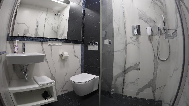 Triple Room image 3