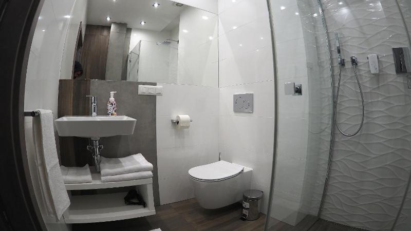 Double Room image 2