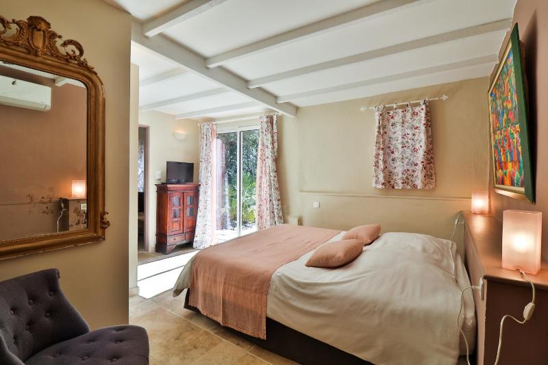 Superior Bungalow image 3