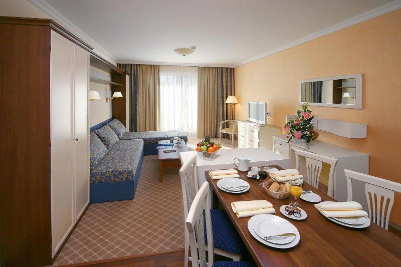 Two-Bedroom Apartment with Balcony image 3
