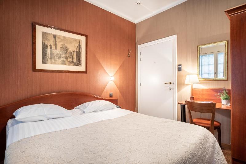 Single Room image 3