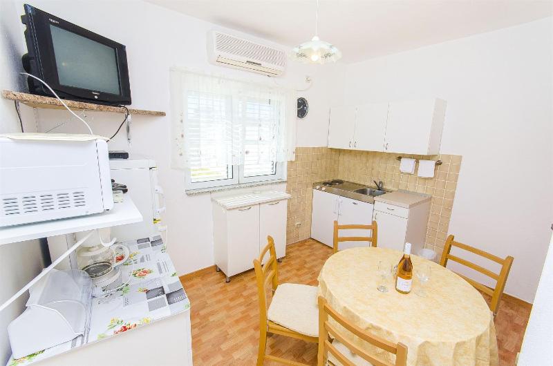 Two-Bedroom Apartment Standard image 3