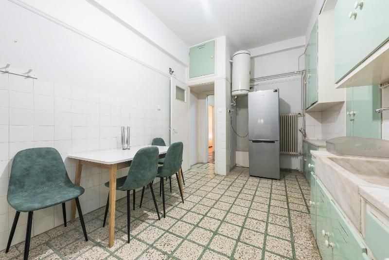 Apartment image 3