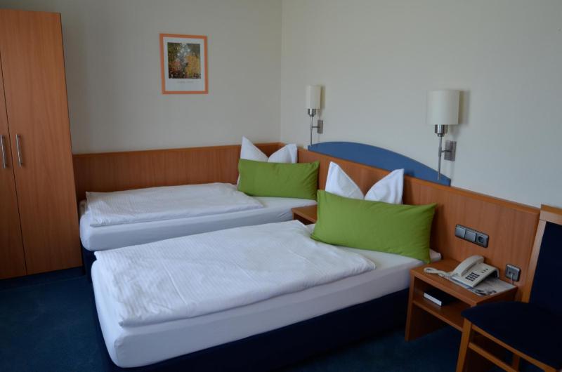 Comfort Double Room image 3