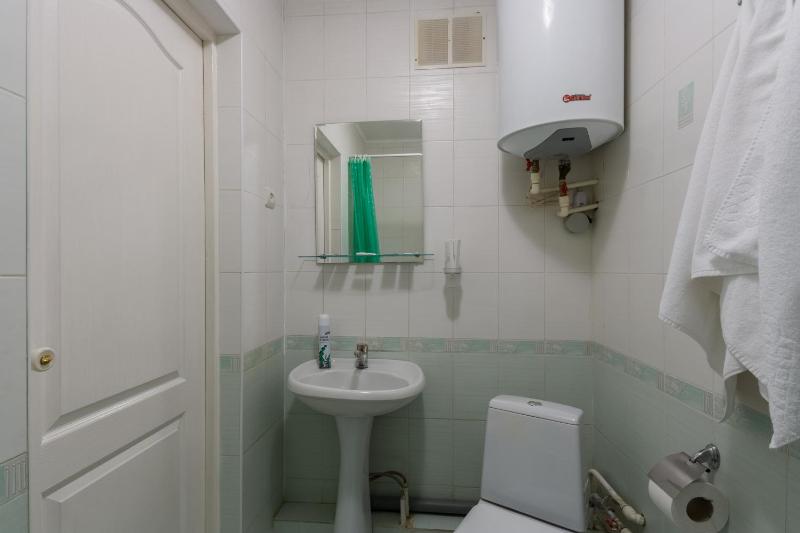 Large Double Room image 1