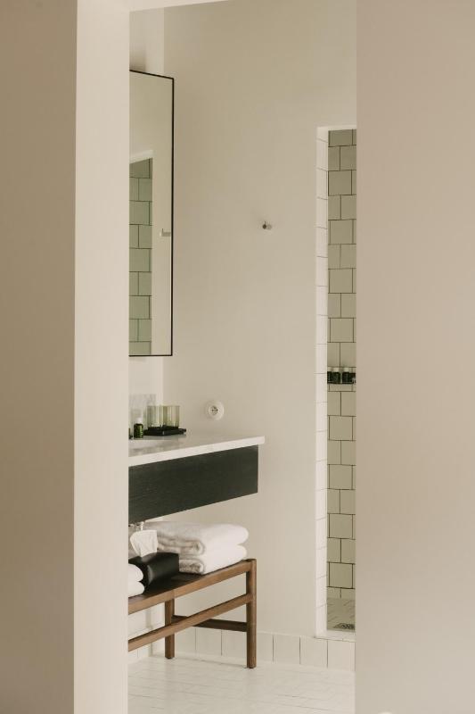 Standard Double Room image 1